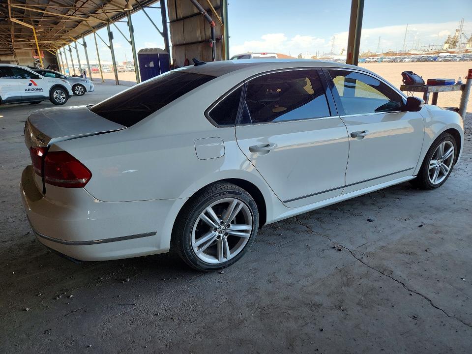 65852876 :رقم المزاد ، 1VWCN7A31DC148109 vin ، 2013 Volkswagen Passat مزاد بيع