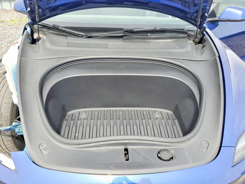 63576026 :رقم المزاد ، LRW3E7EB5RC135971 vin ، 2024 Tesla Model 3 مزاد بيع