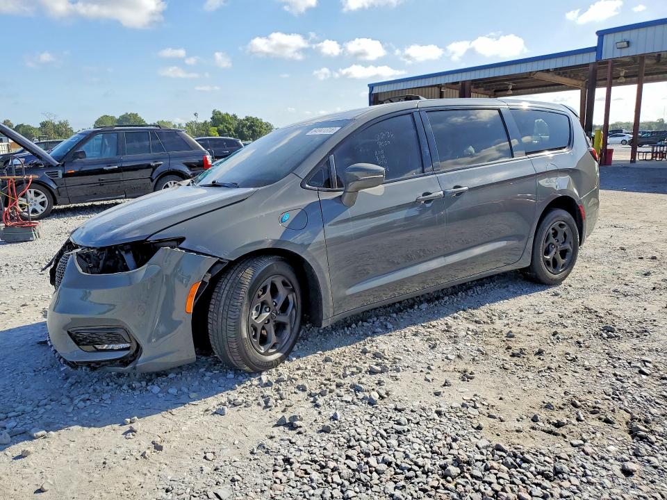 64941316 :رقم المزاد ، 2C4RC1L74NR139588 vin ، 2022 Chrysler Pacifica مزاد بيع