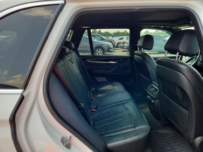 64009606 :رقم المزاد ، 5UXKT0C56J0W01100 vin ، 2018 Bmw X5 مزاد بيع