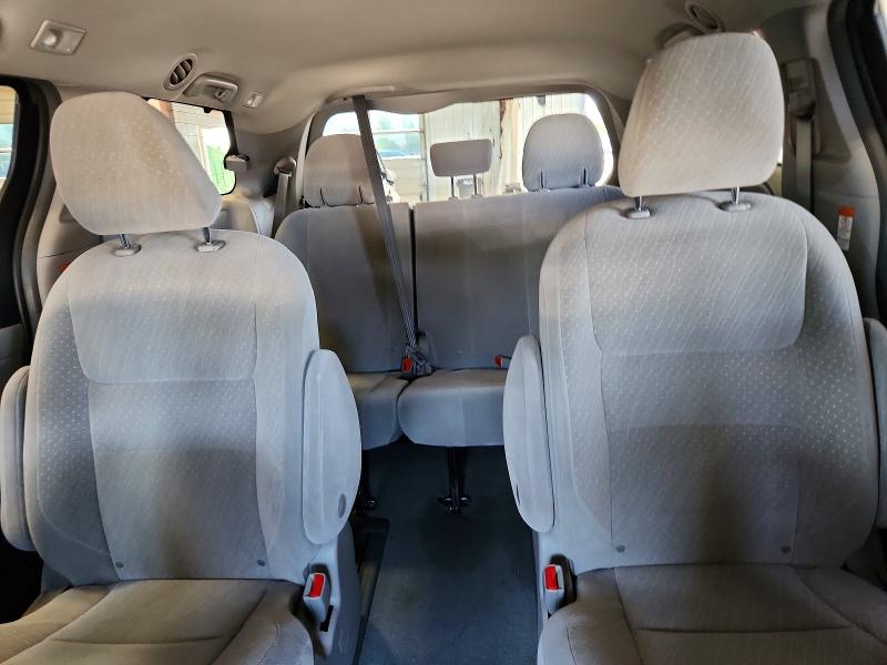 2018 Toyota Sienna მანქანა იყიდება აუქციონზე, vin: 5TDJZ3DC0JS194950, აუქციონის ნომერი: 63533746