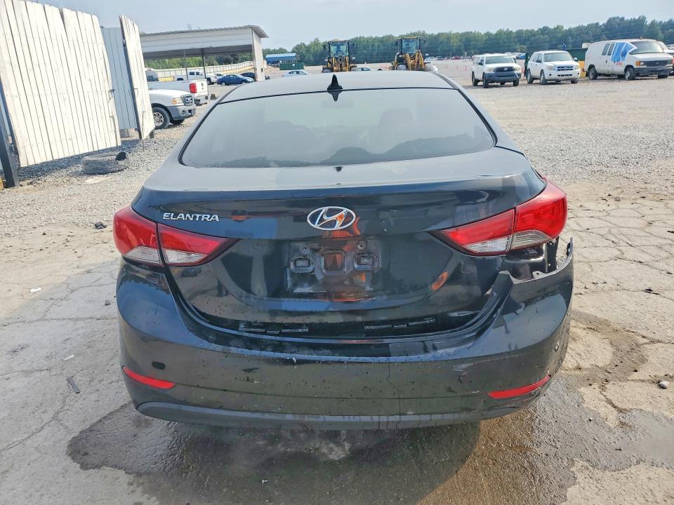 Продажа на аукционе авто 2015 Hyundai Elantra, vin: KMHDH4AE5FU265215, номер лота: 66264896