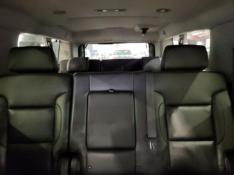 Продаж на аукціоні авто 2019 Chevrolet Suburban, vin: 1GNSKHKC6KR181958, номер лоту: 64071666