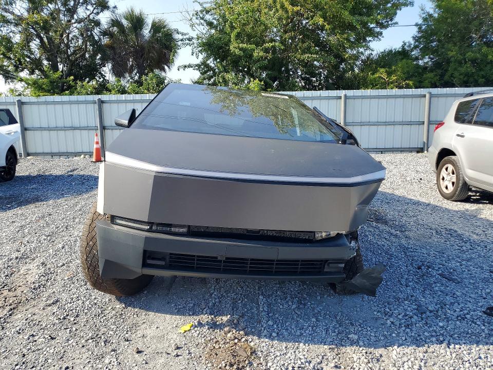 2024 Tesla Cybertruck მანქანა იყიდება აუქციონზე, vin: 7G2CEHED6RA056963, აუქციონის ნომერი: 65233796