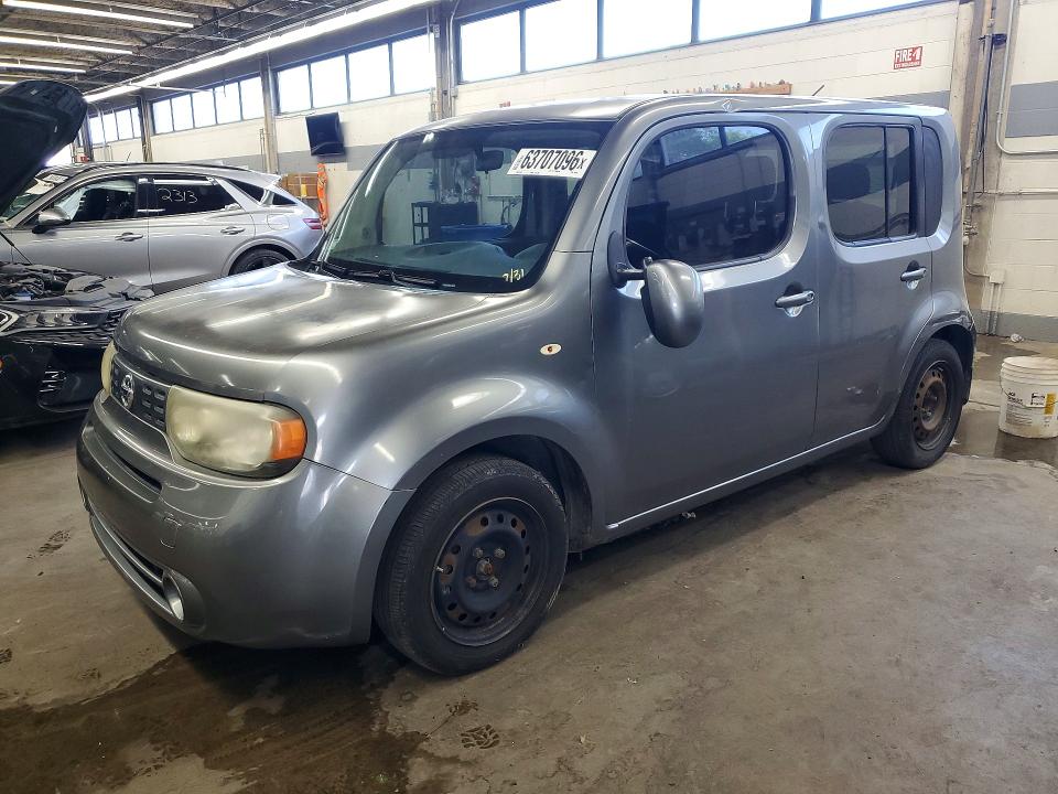 63707096 :رقم المزاد ، JN8AZ2KR5AT166925 vin ، 2010 Nissan Cube مزاد بيع