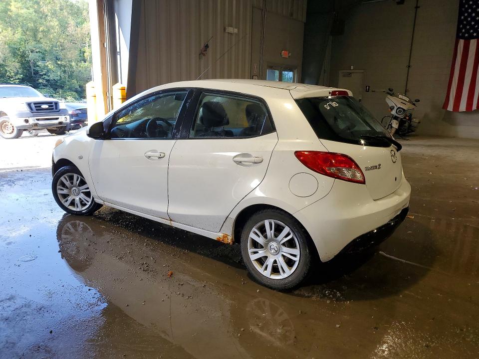 66018176 :رقم المزاد ، JM1DE1HZ2B0130165 vin ، 2011 Mazda Mazda2 مزاد بيع