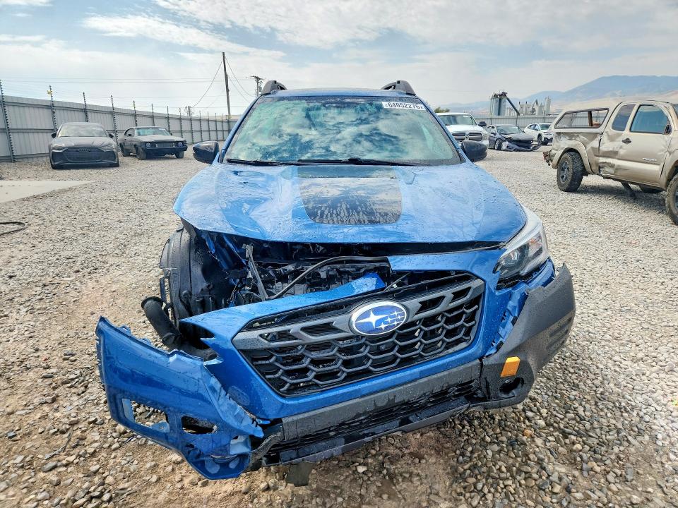 64052276 :رقم المزاد ، 4S4BTGUDXP3124223 vin ، 2023 Subaru Outback مزاد بيع