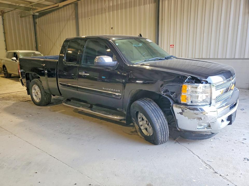 64964576 :رقم المزاد ، 1GCRKSE75DZ280924 vin ، 2013 Chevrolet Silverado مزاد بيع
