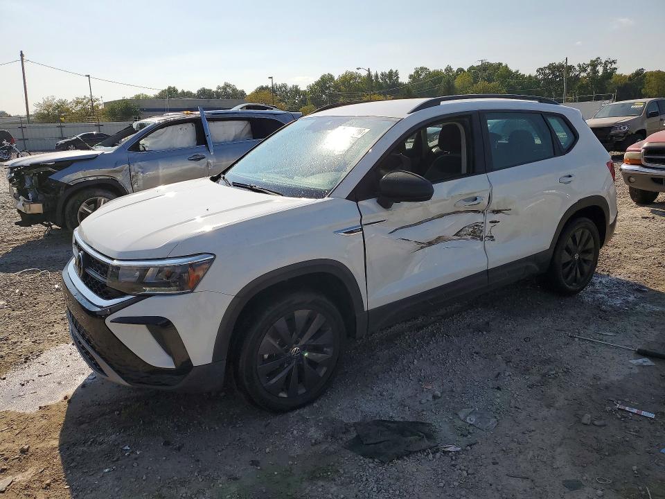 Продажа на аукционе авто 2022 Volkswagen Taos, vin: 3VVMX7B29NM023772, номер лота: 66409386
