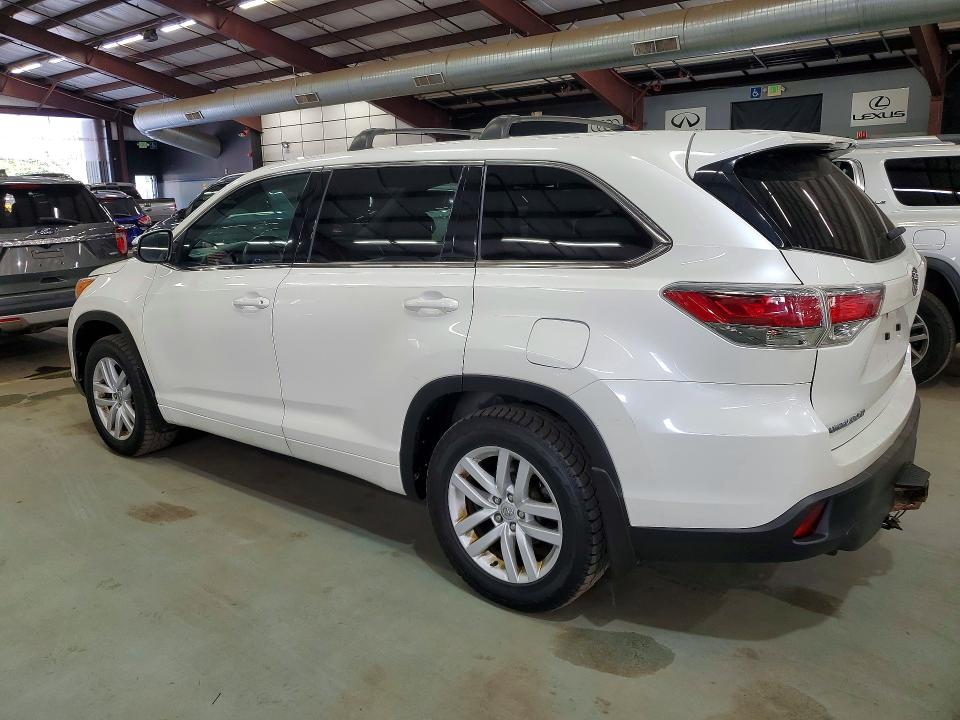 Продажа на аукционе авто 2015 Toyota Highlander, vin: 5TDBKRFHXFS211474, номер лота: 65136336