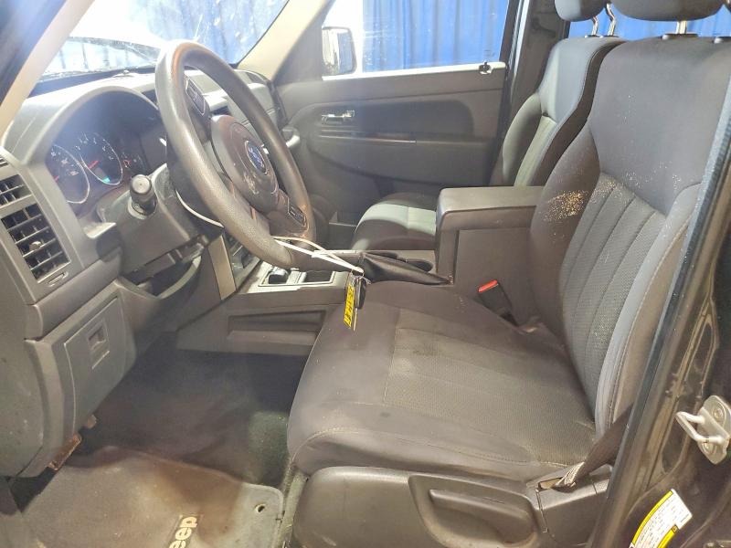 63573036 :رقم المزاد ، 1J4PN2GKXBW565384 vin ، 2011 Jeep Liberty مزاد بيع