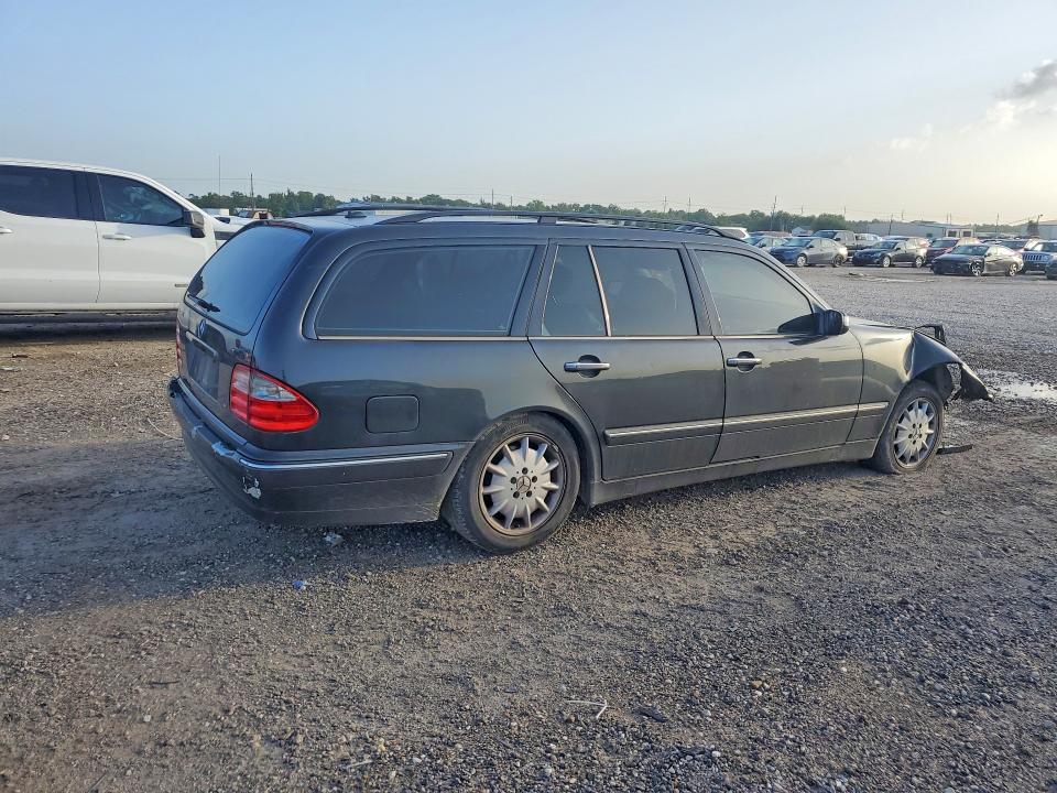 64961096 :رقم المزاد ، WDBJH65J92X080618 vin ، 2002 Mercedes-benz E مزاد بيع
