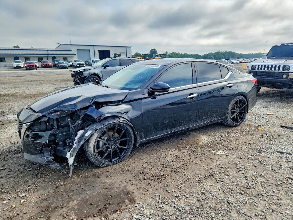 67015076 :رقم المزاد ، 1N4BL4EVXLC276707 vin ، 2020 Nissan Altima مزاد بيع