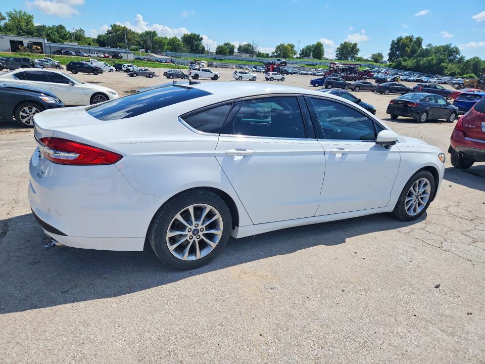 66092276 :رقم المزاد ، 3FA6P0HD2HR194769 vin ، 2017 Ford Fusion مزاد بيع