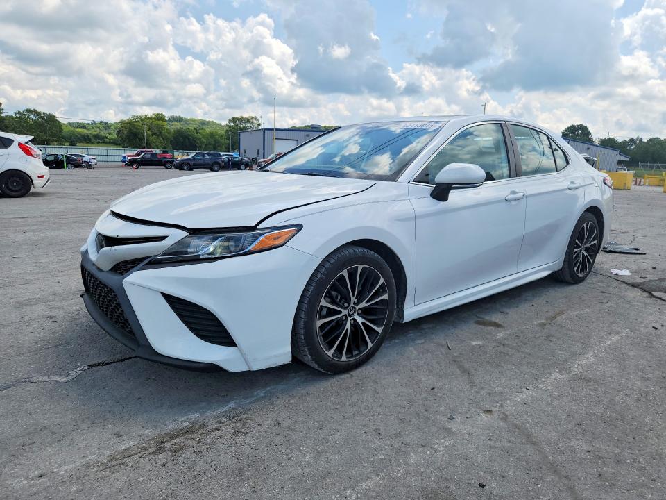 2019 Toyota Camry მანქანა იყიდება აუქციონზე, vin: 4T1B11HK9KU685253, აუქციონის ნომერი: 65413946