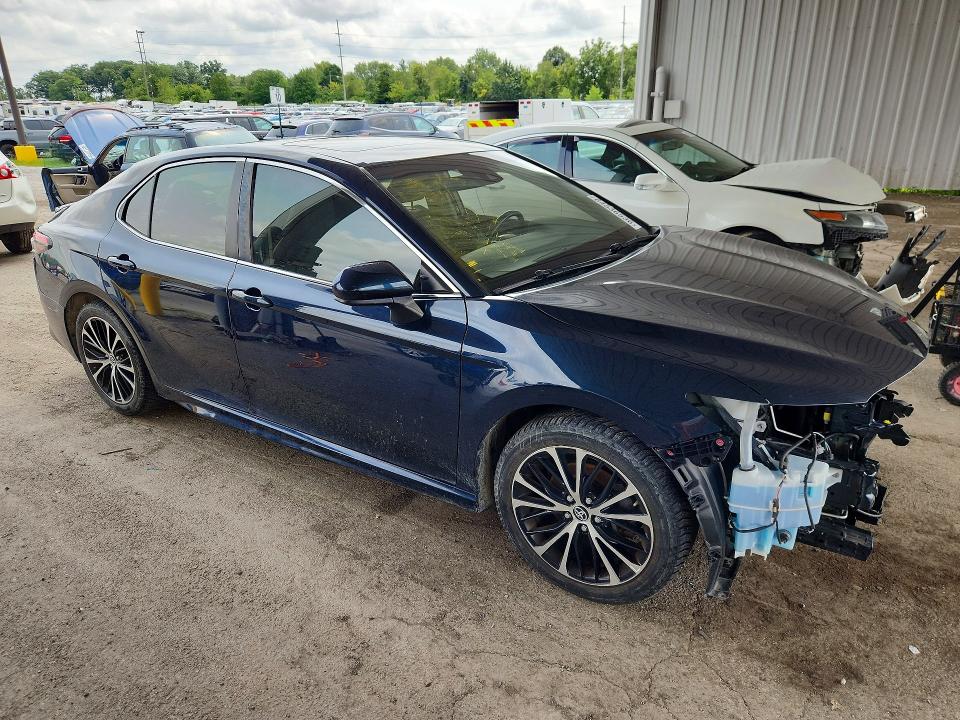 2018 Toyota Camry მანქანა იყიდება აუქციონზე, vin: JTNB11HK9J3027033, აუქციონის ნომერი: 64536536