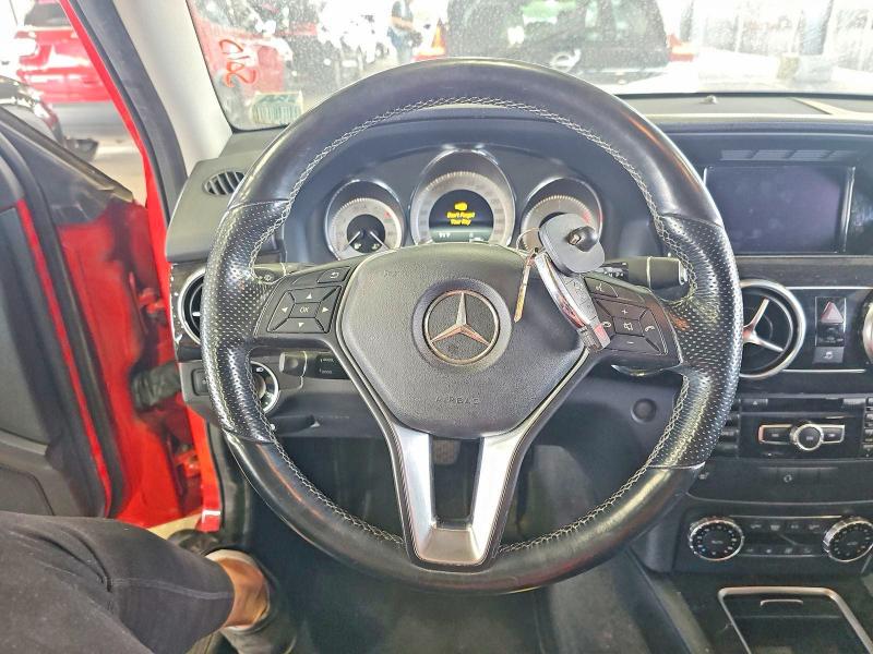 66848286 :رقم المزاد ، WDCGG0EB8FG389243 vin ، 2015 Mercedes-benz Glk مزاد بيع