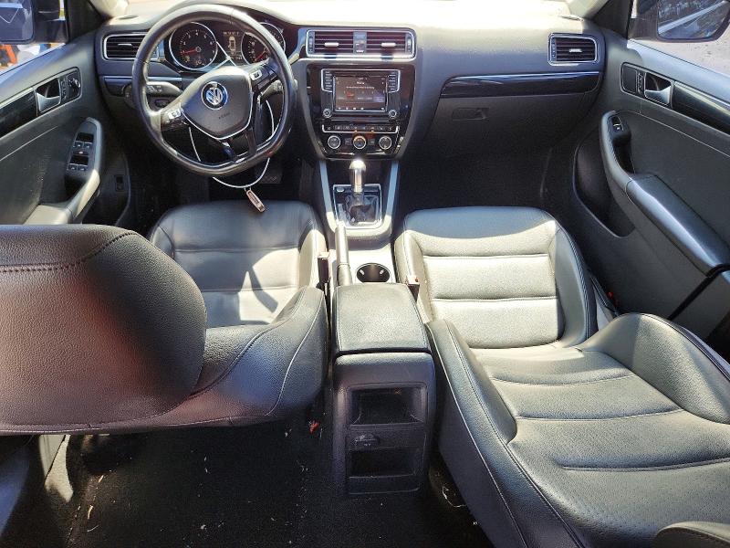 66907336 :رقم المزاد ، 3VWL17AJ0HM405369 vin ، 2017 Volkswagen Jetta مزاد بيع