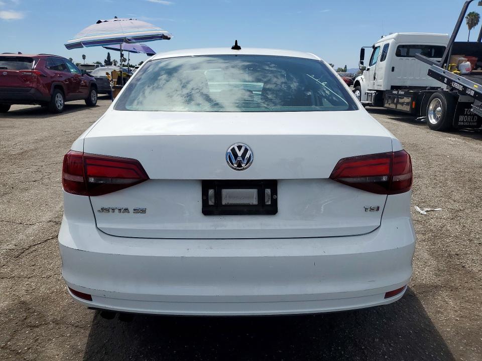 Продажа на аукционе авто 2017 Volkswagen Jetta, vin: 3VWDB7AJ0HM270699, номер лота: 61647126
