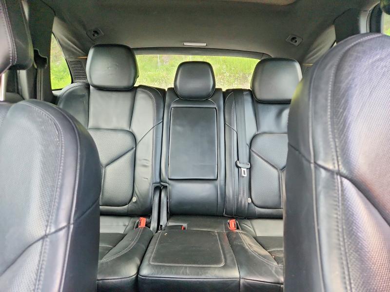 Продаж на аукціоні авто 2012 Porsche Cayenne, vin: WP1AE2A26CLA93688, номер лоту: 64133286