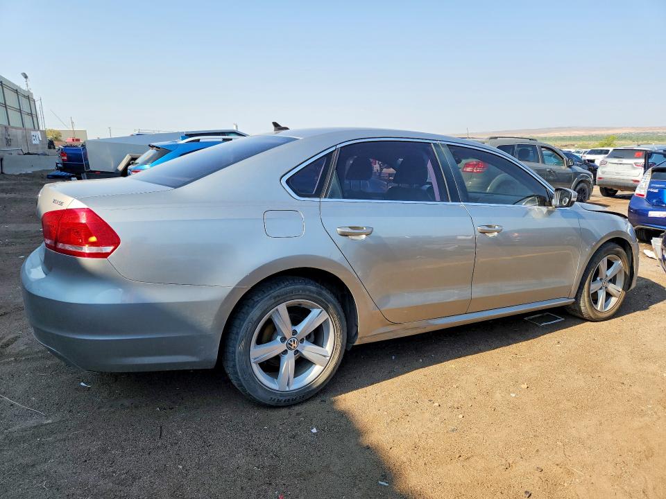 2014 Volkswagen Passat მანქანა იყიდება აუქციონზე, vin: 1VWBT7A33EC089258, აუქციონის ნომერი: 64635156
