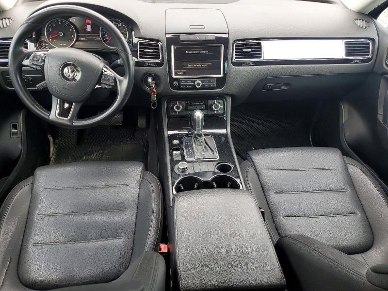 63851406 :رقم المزاد ، WVGFF9BP8BD001072 vin ، 2011 Volkswagen Touareg مزاد بيع