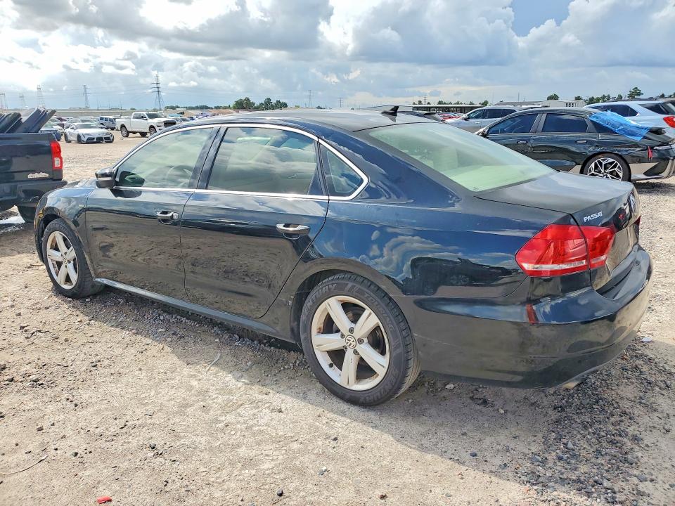 2015 Volkswagen Passat მანქანა იყიდება აუქციონზე, vin: 1VWAS7A33FC121142, აუქციონის ნომერი: 64461936