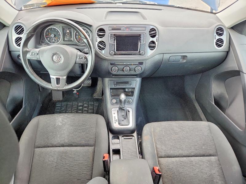 63297886 :رقم المزاد ، WVGBV7AX8HK047013 vin ، 2017 Volkswagen Tiguan مزاد بيع