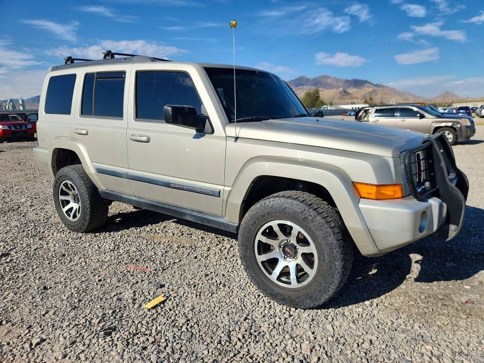 67184726 :رقم المزاد ، 1J8HG48K58C172295 vin ، 2008 Jeep Commander مزاد بيع
