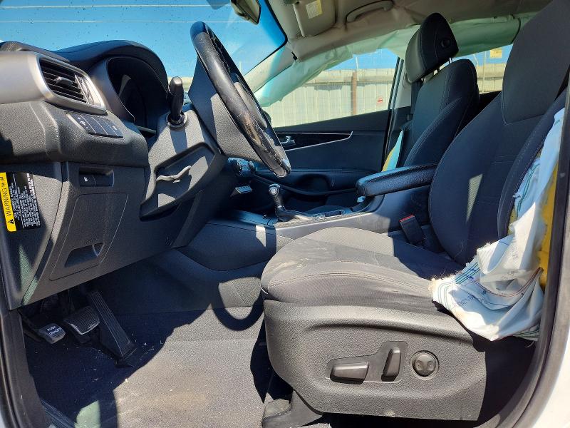 65465856 :رقم المزاد ، 5XYPG4A30HG238494 vin ، 2017 Kia Sorento مزاد بيع