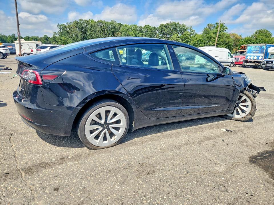 Продажа на аукционе авто 2022 Tesla Model 3, vin: 5YJ3E1EB7NF288560, номер лота: 64989126