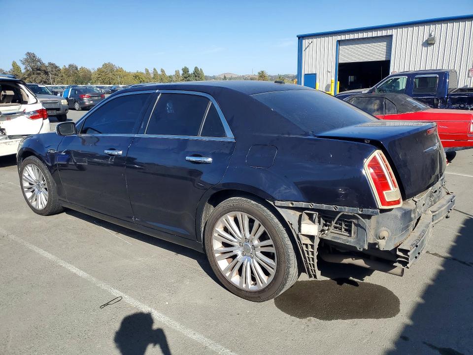 2011 Chrysler 300c მანქანა იყიდება აუქციონზე, vin: 2C3CA6CT5BH531295, აუქციონის ნომერი: 64617266