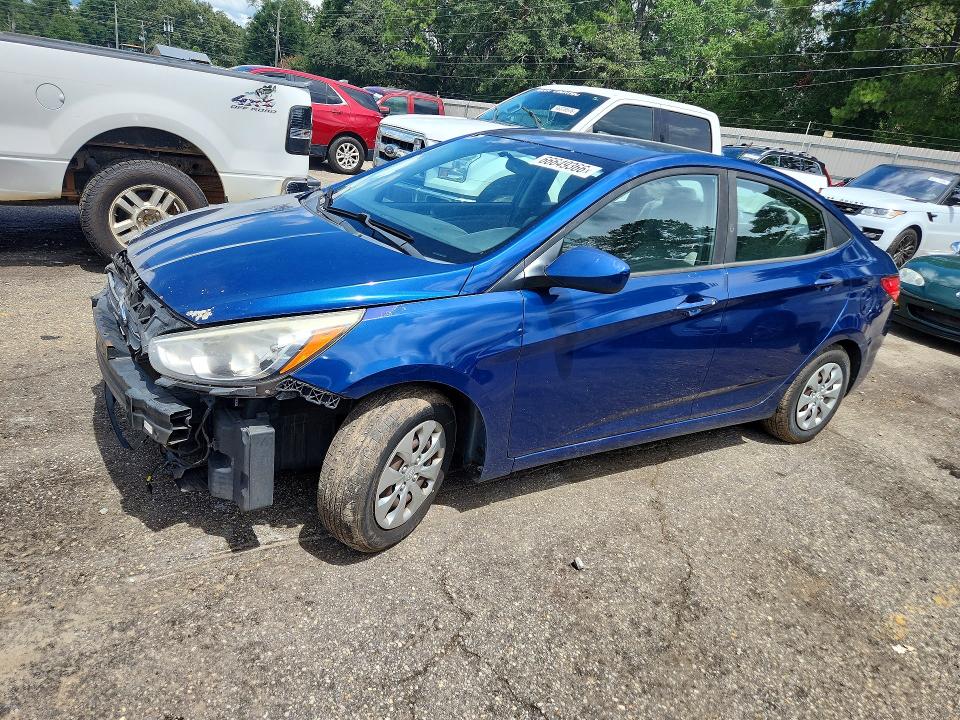 2017 Hyundai Accent მანქანა იყიდება აუქციონზე, vin: KMHCT4AE9HU174073, აუქციონის ნომერი: 66649366