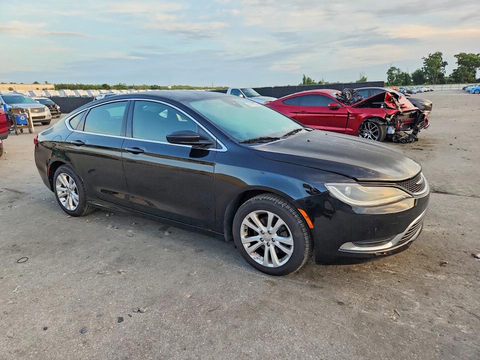 66112276 :رقم المزاد ، 1C3CCCAB0FN667107 vin ، 2015 Chrysler 200 مزاد بيع
