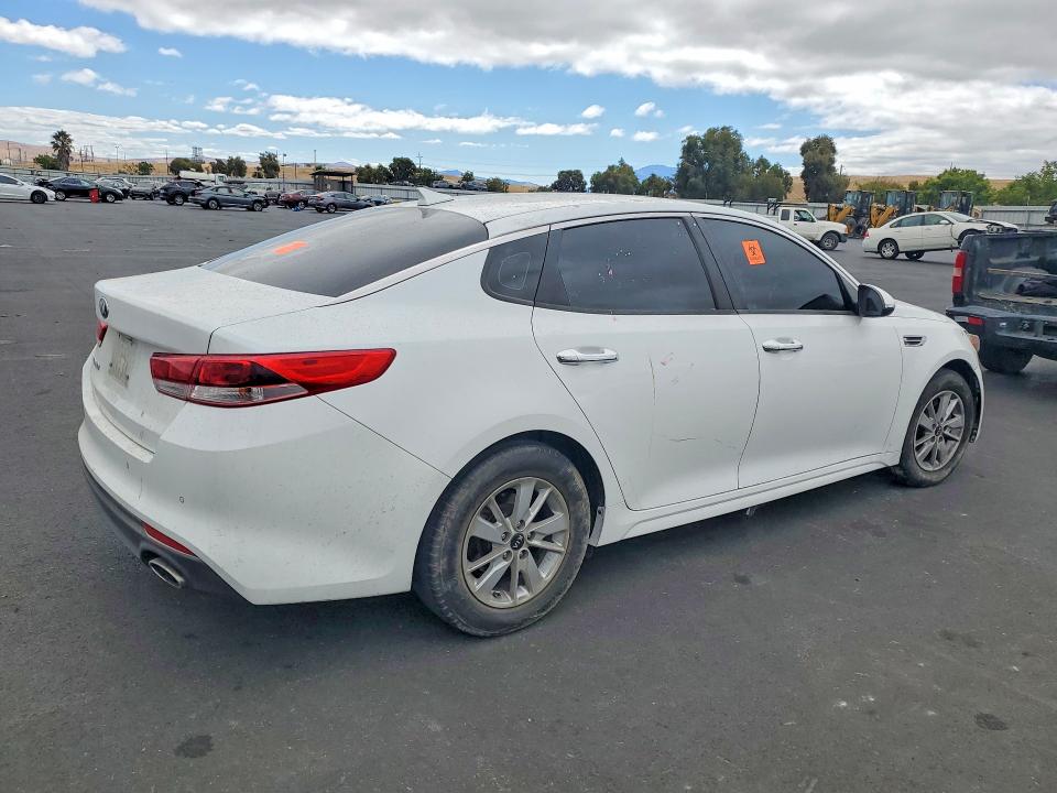 Aukcja sprzedaży 2018 Kia Optima, vin: 5XXGT4L3XJG193471, numer aukcji: 65400196