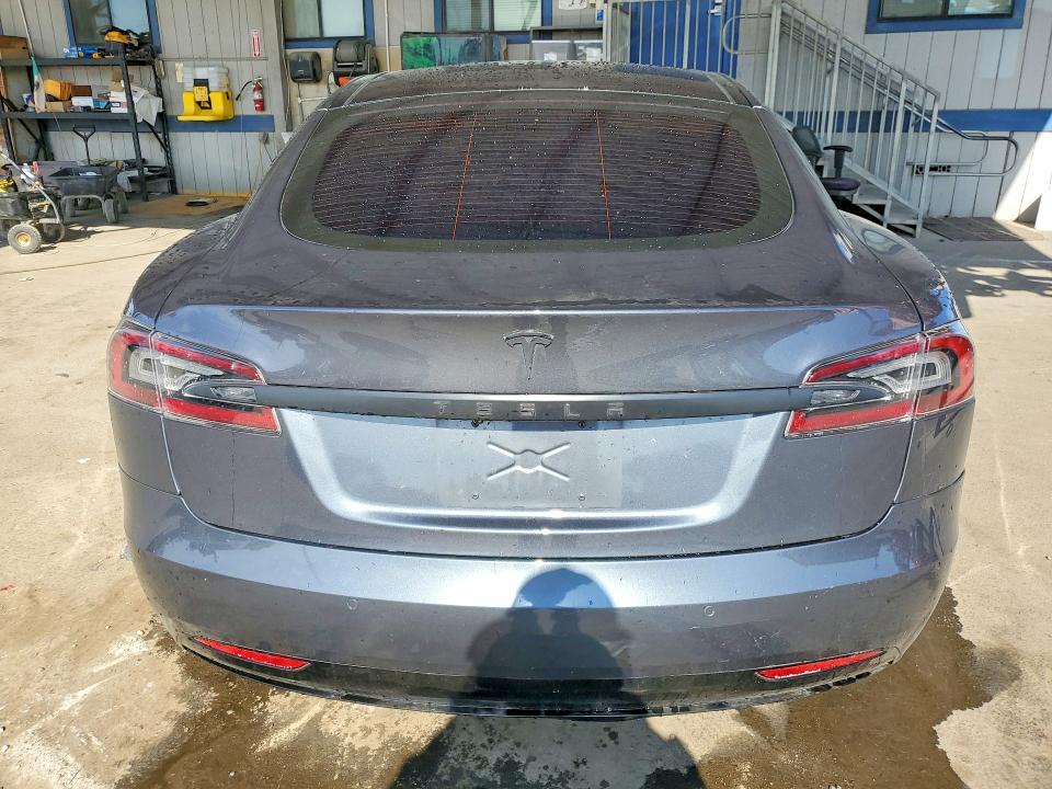 Продажа на аукционе авто 2018 Tesla Model S, vin: 5YJSA1E27JF269203, номер лота: 67034326