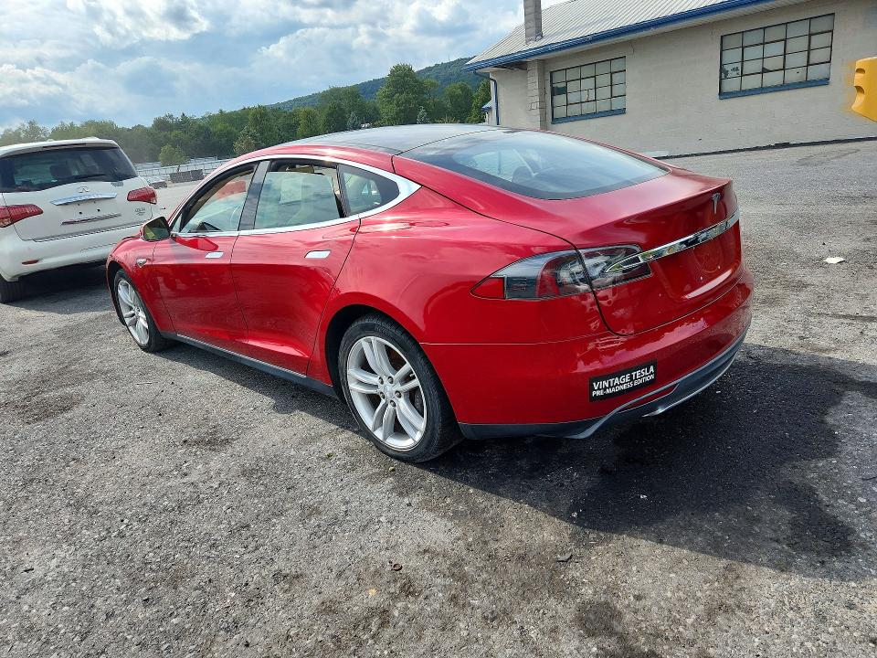 Продаж на аукціоні авто 2014 Tesla Model S, vin: 5YJSA1S10EFP43459, номер лоту: 65690566