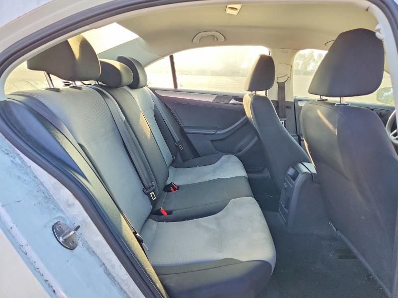 2017 Volkswagen Jetta მანქანა იყიდება აუქციონზე, vin: 3VW2B7AJ7HM215450, აუქციონის ნომერი: 63436256