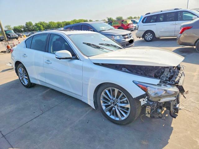 63686026 :رقم المزاد ، JN1EV7BP9MM702832 vin ، 2021 Infiniti Q50 مزاد بيع