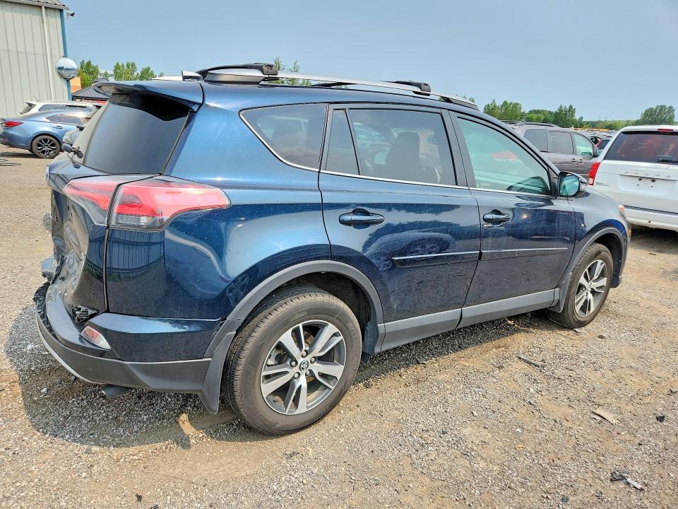 Продажа на аукционе авто 2018 Toyota Rav4, vin: 2T3RFREV5JW777981, номер лота: 64593706