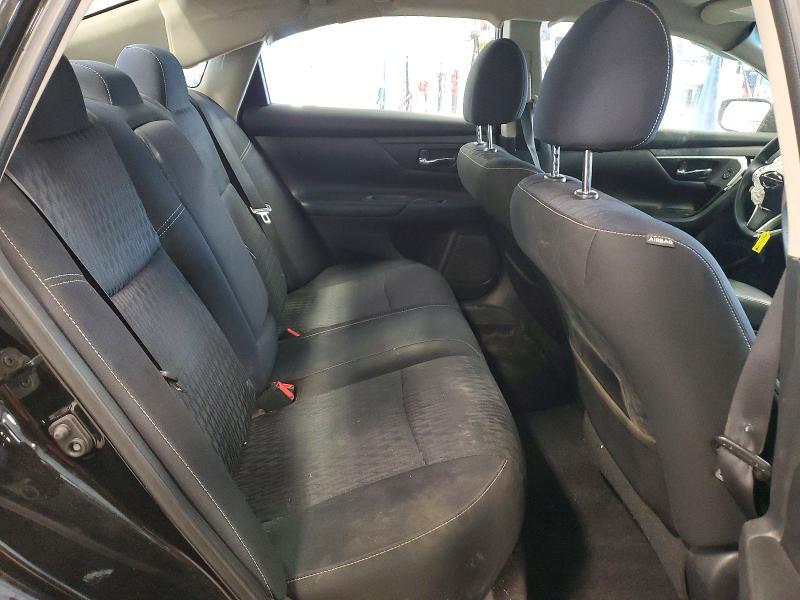 Продажа на аукционе авто 2018 Nissan Altima, vin: 1N4AL3AP9JC179833, номер лота: 64272396