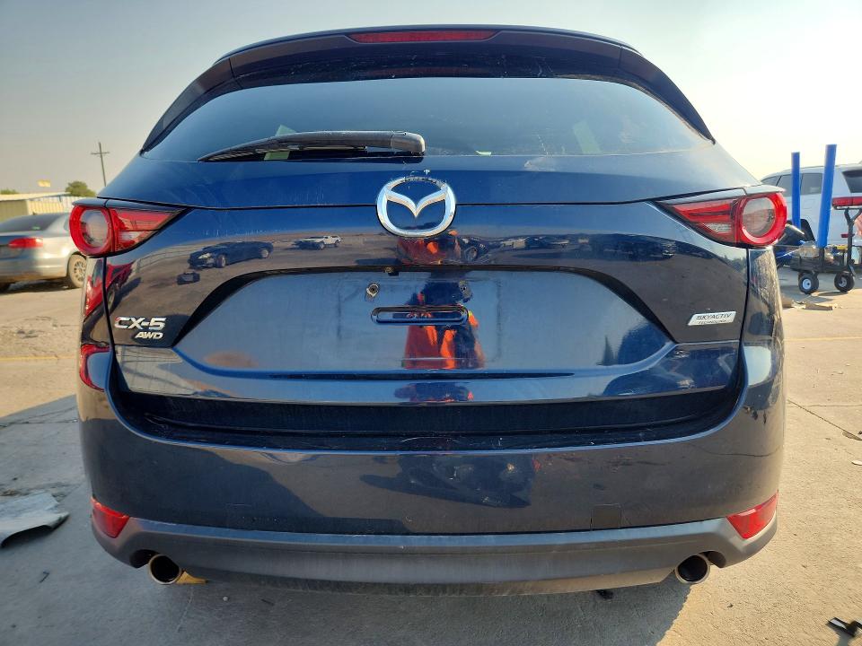 64229266 :رقم المزاد ، JM3KFBDMXJ0451798 vin ، 2018 Mazda Cx-5 مزاد بيع