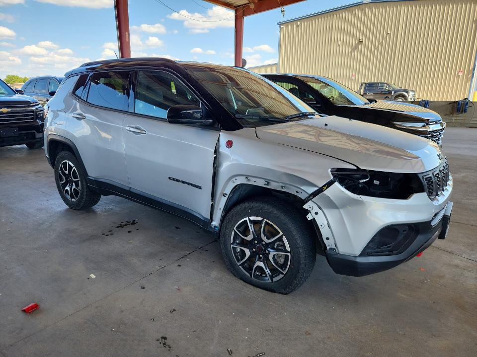 64681416 :رقم المزاد ، 3C4NJDDN0ST551129 vin ، 2025 Jeep Compass مزاد بيع