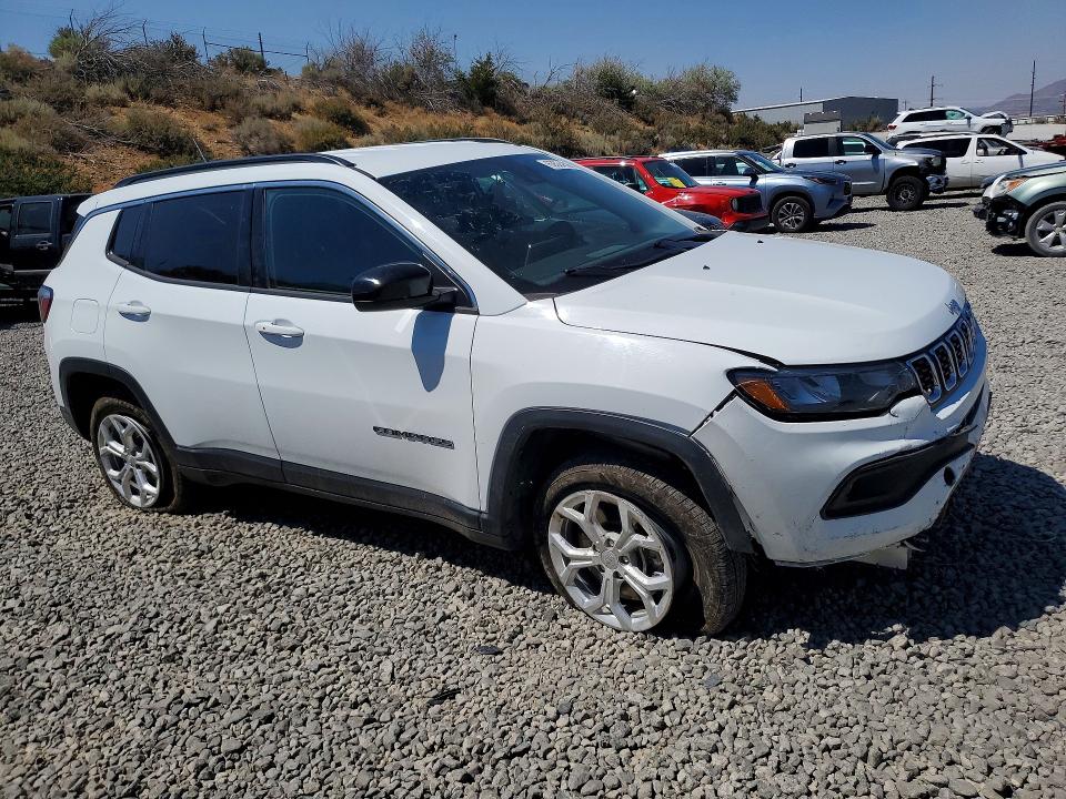 63524306 :رقم المزاد ، 3C4NJDBNXRT119435 vin ، 2024 Jeep Compass مزاد بيع