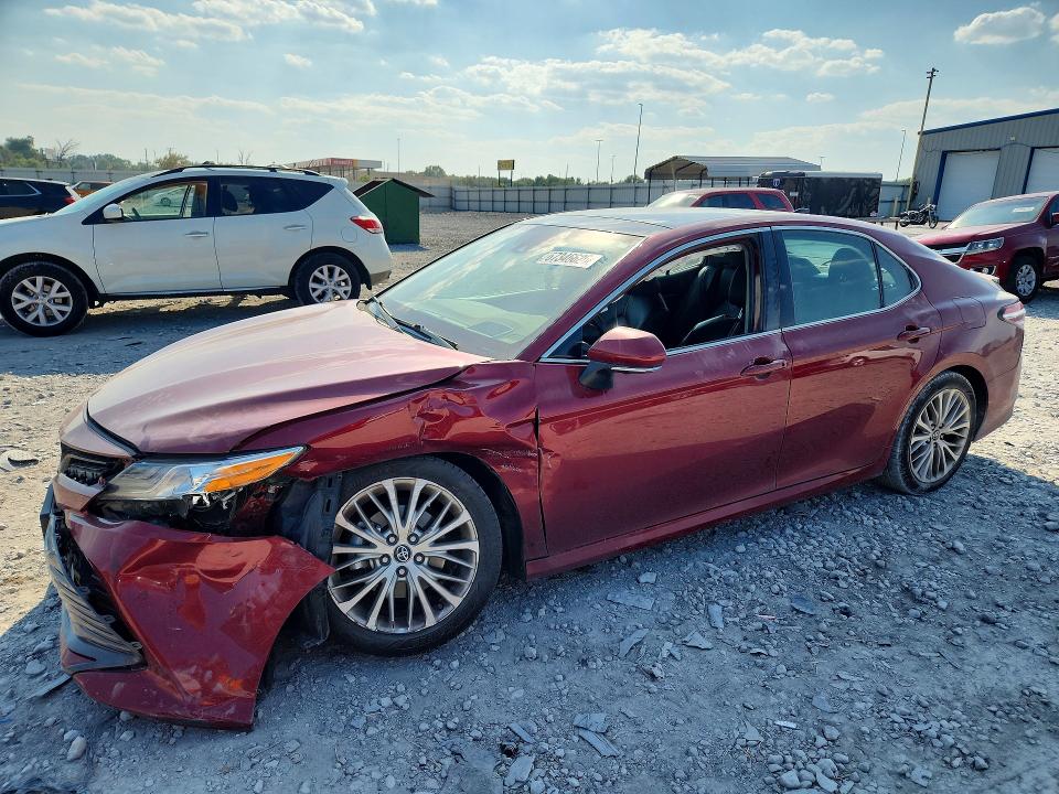 2019 Toyota Camry მანქანა იყიდება აუქციონზე, vin: 4T1B11HK1KU707388, აუქციონის ნომერი: 67346626