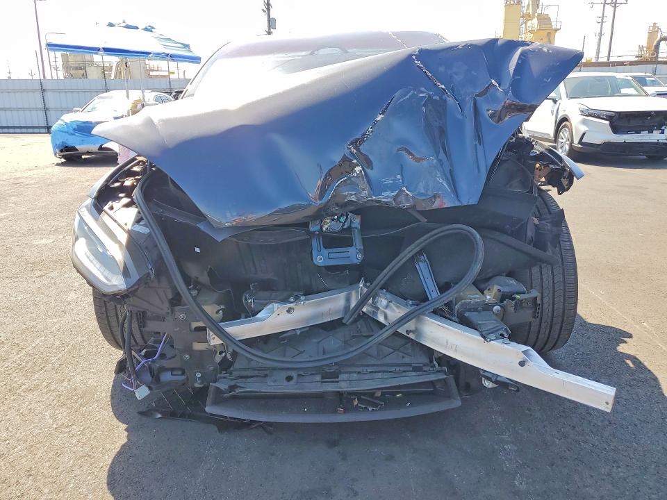 63947236 :رقم المزاد ، 7SAXCBE57PF422075 vin ، 2023 Tesla Model X مزاد بيع
