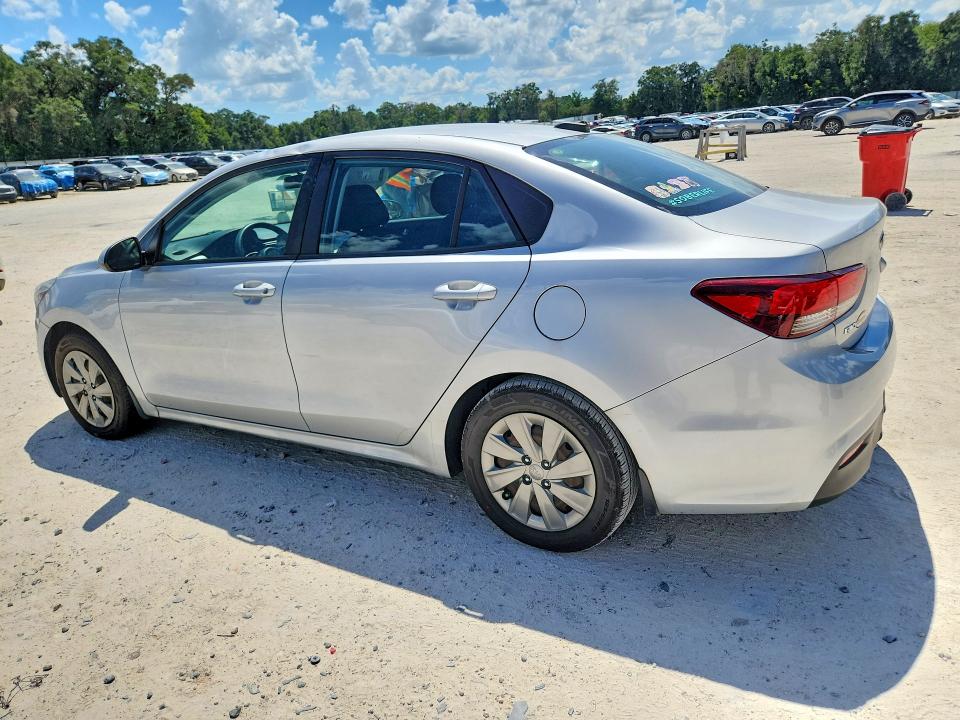 64093076 :رقم المزاد ، 3KPA24AD2LE335702 vin ، 2020 Kia Rio مزاد بيع