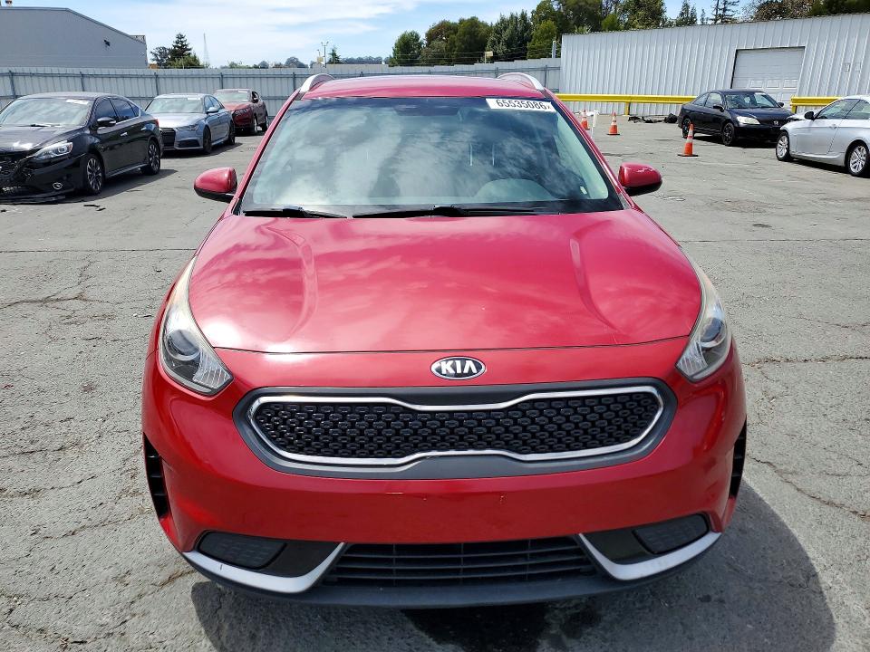 65535086 :رقم المزاد ، KNDCB3LC7H5101257 vin ، 2017 Kia Niro مزاد بيع