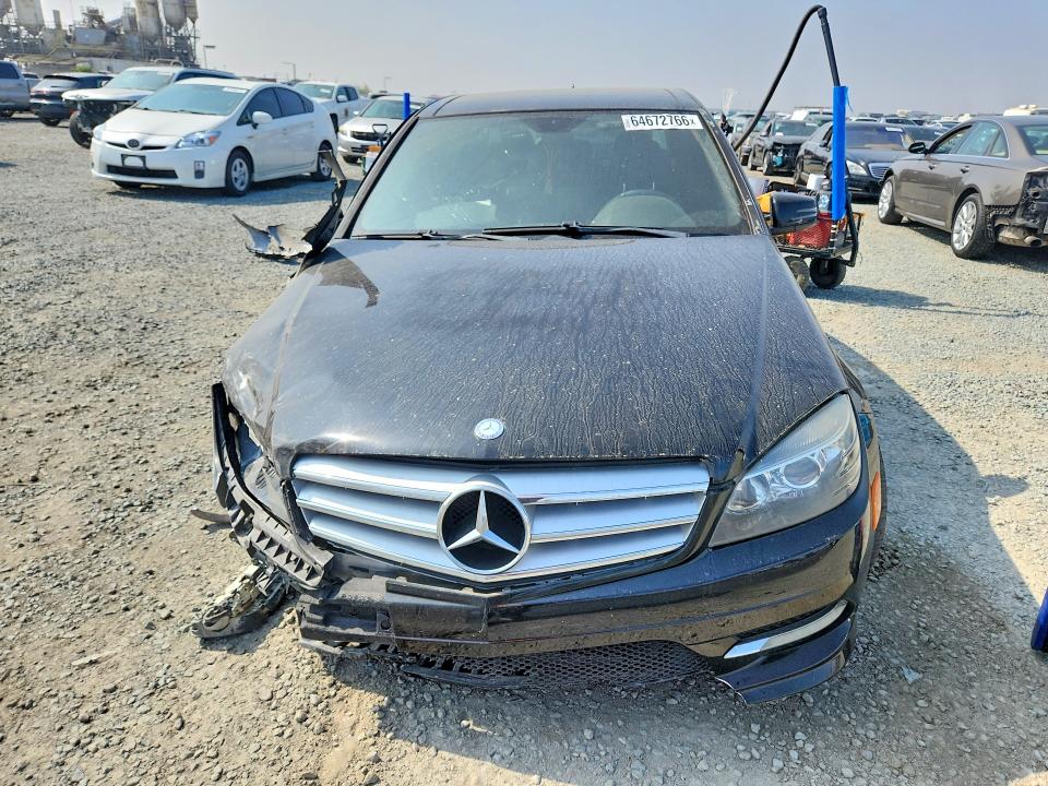 2011 Mercedes-benz C მანქანა იყიდება აუქციონზე, vin: WDDGF5EB9BR158202, აუქციონის ნომერი: 64672766