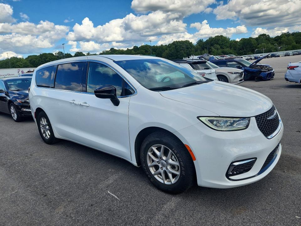 Продажа на аукционе авто 2025 Chrysler Pacifica, vin: 2C4RC1BG5SR518693, номер лота: 66526996